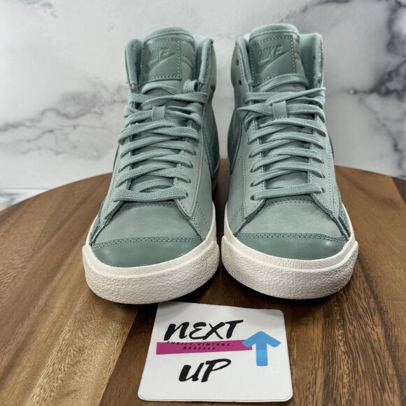 Womens size 7.5-Nike Blazer 77 PRM Mineral Sail Green DQ7572-300 Mid Sneakers - Picture 2 of 9